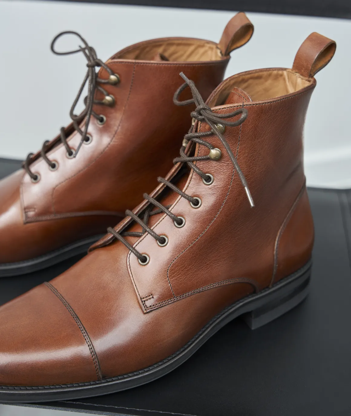Homme Paire et Fils Combat Boots Homme-COMBAT BOOTS EN CUIR patiné bourbon