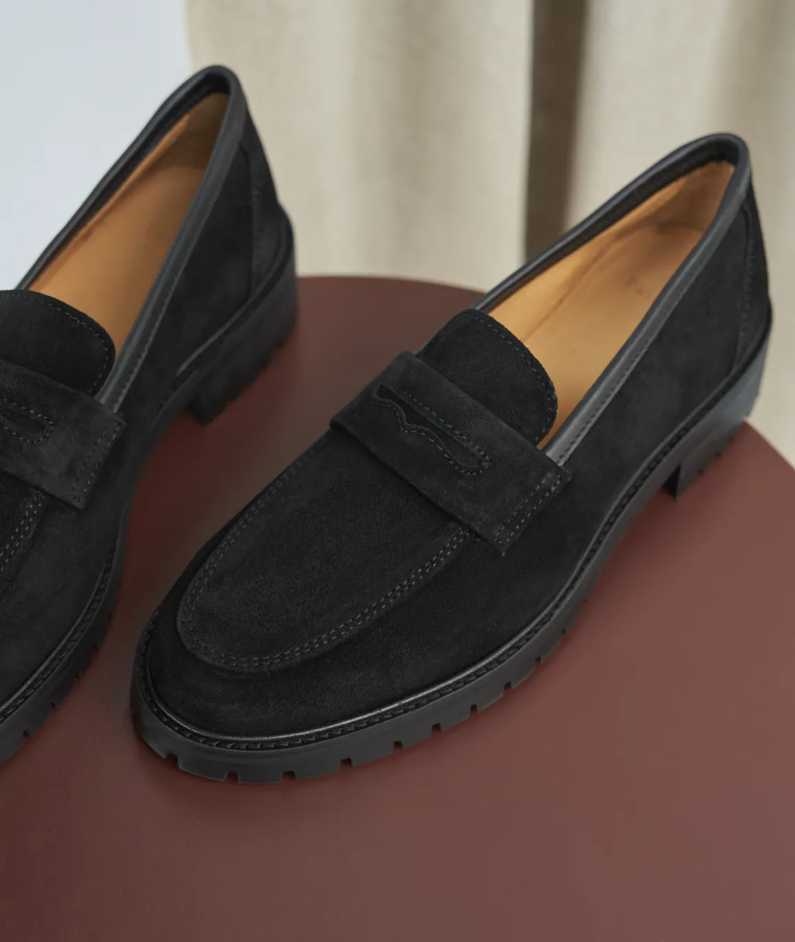Femme Paire et Fils Mocassins Et Derbies-MOCASSIN CRANTÉ FEMME EN DAIM NOIR